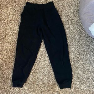 knitted joggers/sweatpants